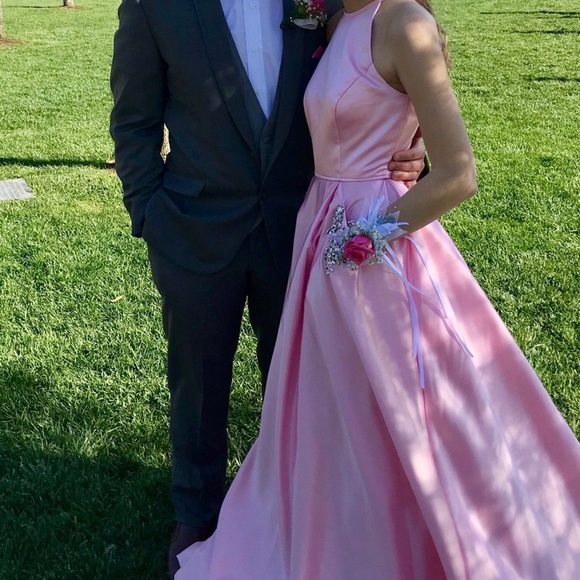 Sherri Hill Prom Dress - Picture 4 of 5